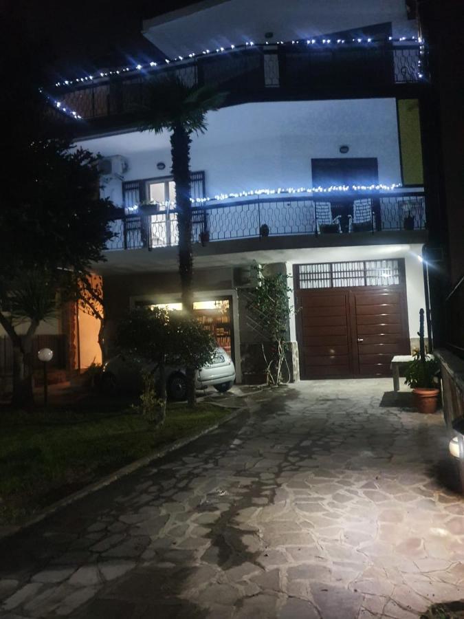 Bed and Breakfast Ospitalita Il Noce Brusciano Zewnętrze zdjęcie