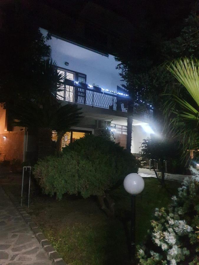 Bed and Breakfast Ospitalita Il Noce Brusciano Zewnętrze zdjęcie