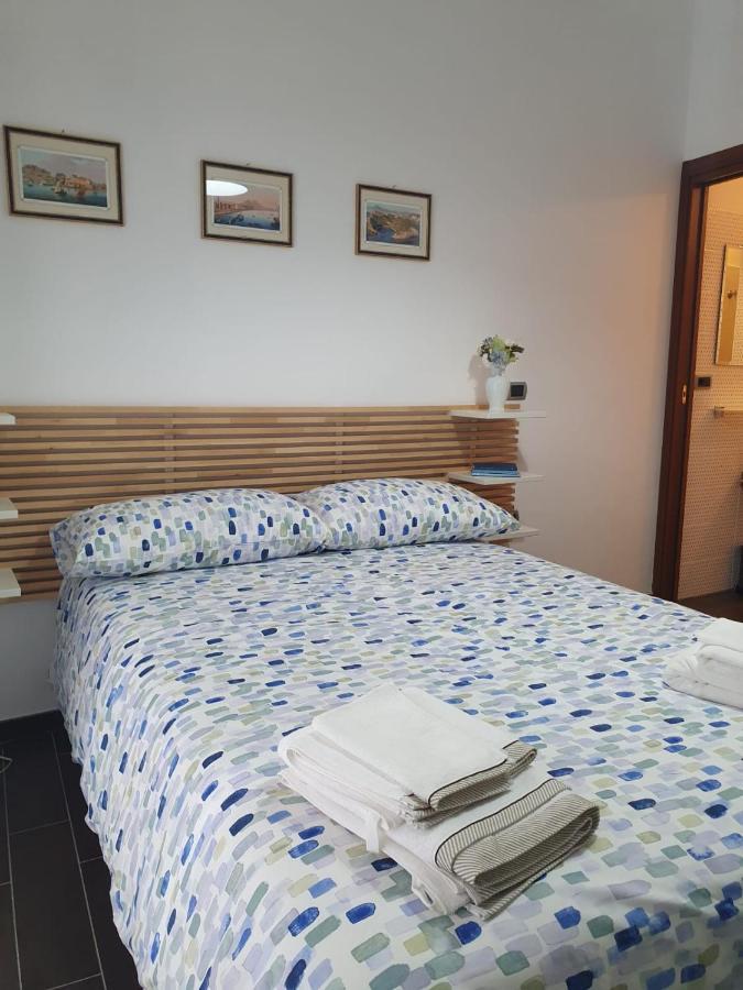 Bed and Breakfast Ospitalita Il Noce Brusciano Zewnętrze zdjęcie